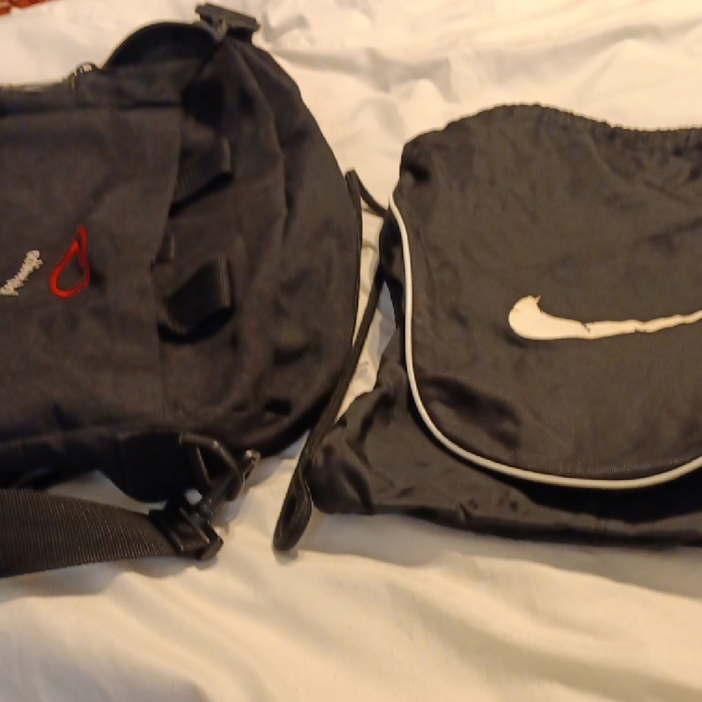 Nike Black and White Messenger Bag